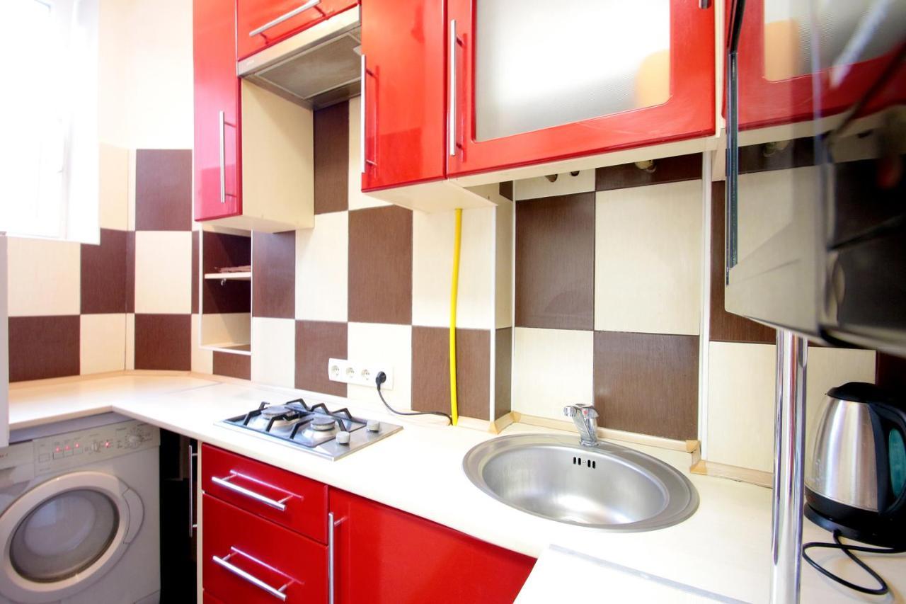 Deluxe Apartments 1326 Лвив Екстериор снимка